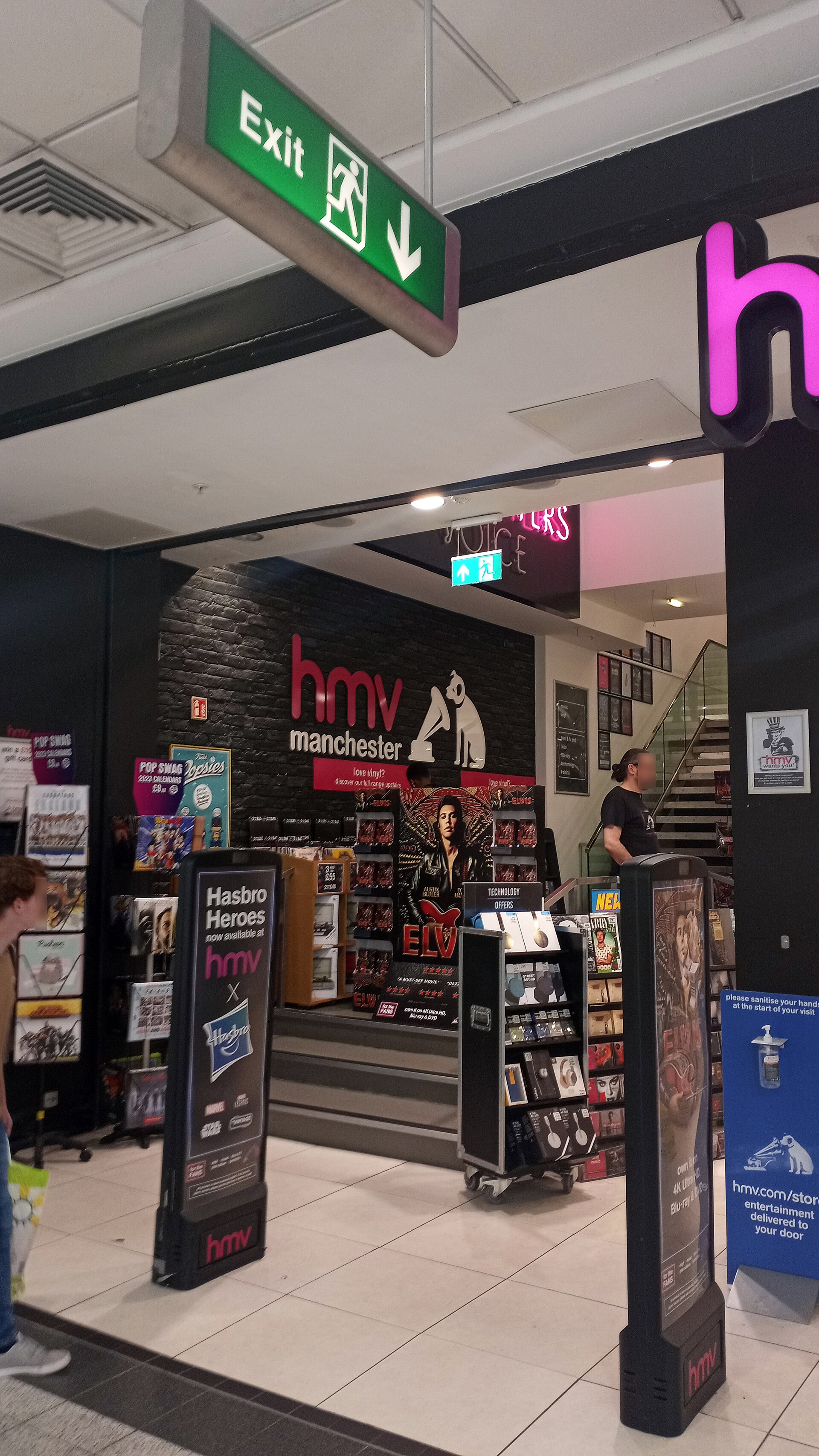 HMV storefront in Manchester Arndale Shopping Centre, Manchester, England, UK, on 21 September 2022 (02)